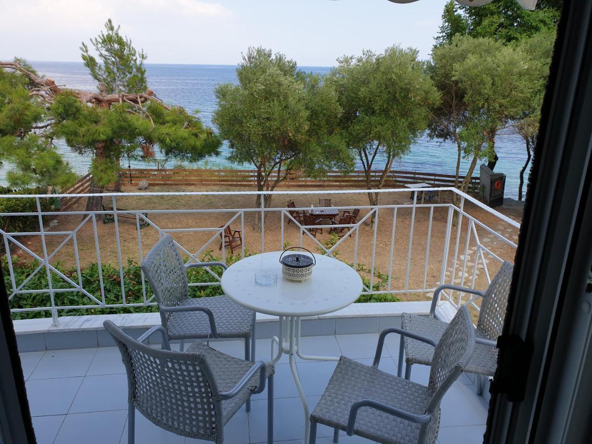 Villa Alexander Beach PalaiónTsiflíkion Екстериор снимка