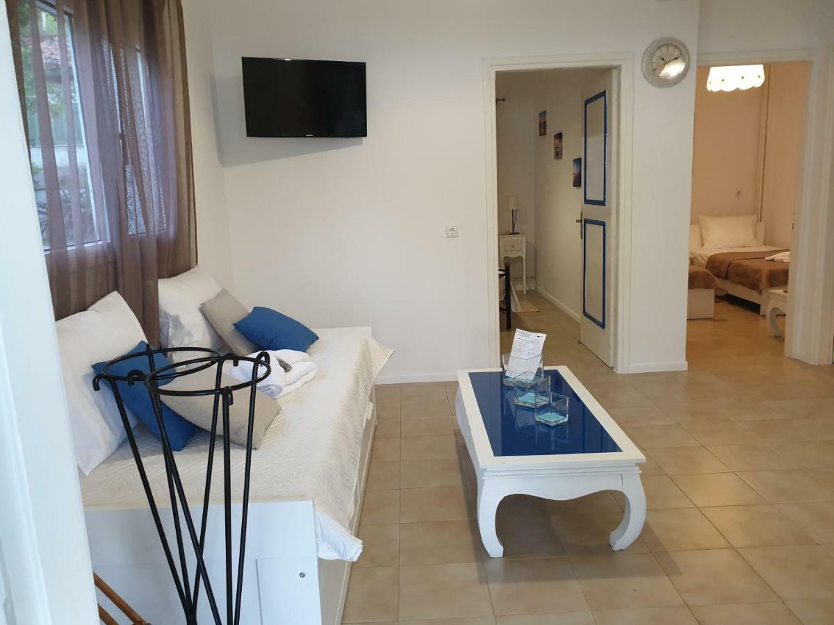 Villa Alexander Beach PalaiónTsiflíkion Екстериор снимка