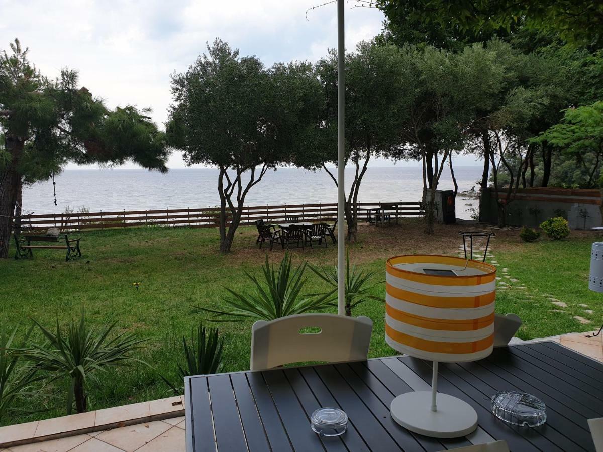 Villa Alexander Beach PalaiónTsiflíkion Екстериор снимка